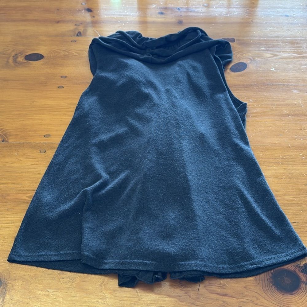 Charming Charlie Ruffle vest - Picture 5 of 11